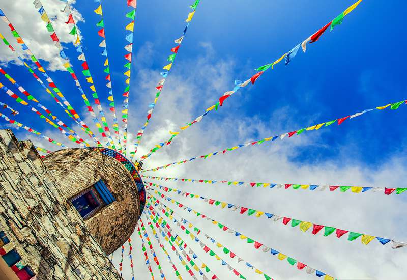 理县*工资揭秘，高原上的铁饭碗，到底香不香？-第2张图片-阿坝旅游网